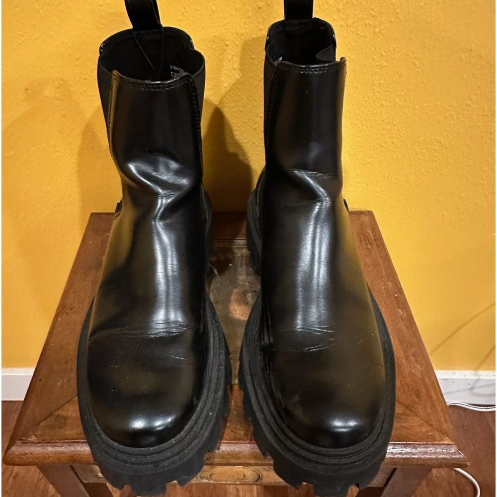 Chunky Zara Chelsea boots